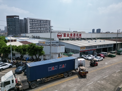 ကျွန်ုပ်တို့၏ အလိုအလျောက် ထုတ်ကုန်များ၏ ကွန်တိန်နာတစ်ခုသည် ယနေ့ အမေရိကန်သို့ တင်ပို့သည်။